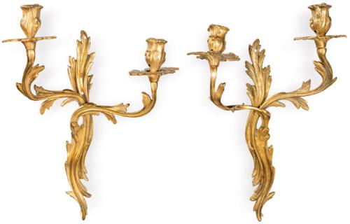  Pareja de apliques de bronce dorado, estilo Luís XV, Francia S. XIX.