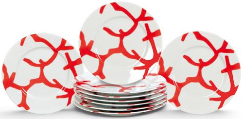  Conjunto de 8 platos patrón “Cristobal” de Raynaud, diseño Alberto Pinto, Limoges, Francia. Porcelana decorada en rojo coral. Marca en el reverso