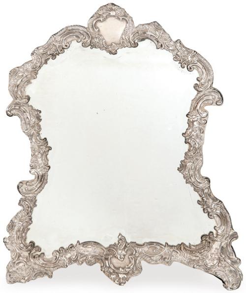  Espejo con alma de madera de plata española punzonada de Durán, Madrid Villa y Corte 1902.