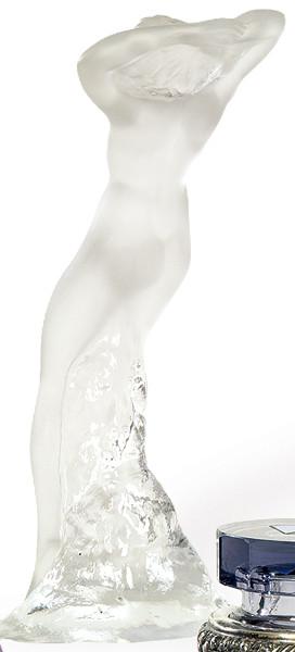  "Desnudo Femenino" de cristal de Lalique.
