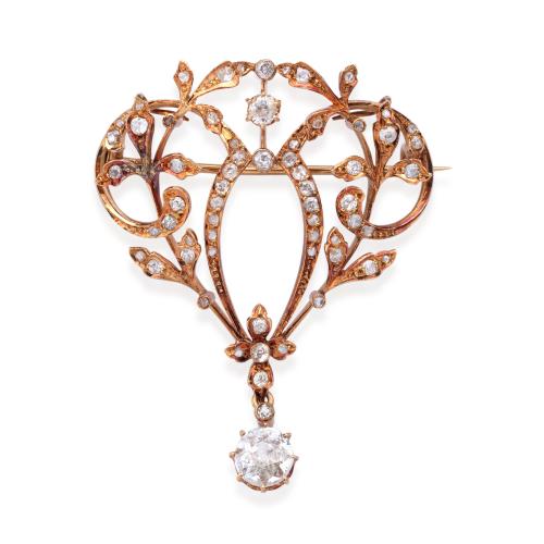  Broche - pendentif época 'art nouveau' con diamantes talla rosa y 'old cut' realizado en montura de oro rosa de 18K. Circa 1900.