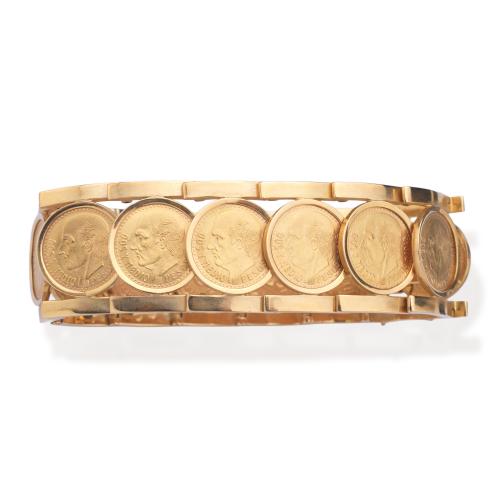  Pulsera ancha con trece monedas de '2 pesos y medio mejicanos' de 21K sobre montura de oro amarillo de 18K.