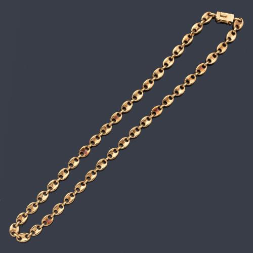  Collar con eslabones de calabrote en oro amarillo de 18K. Años '70.