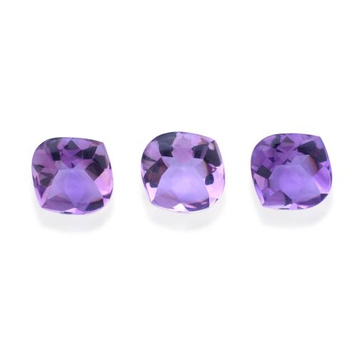  Lote con tres amatistas facetadas de 23,76 ct en total.