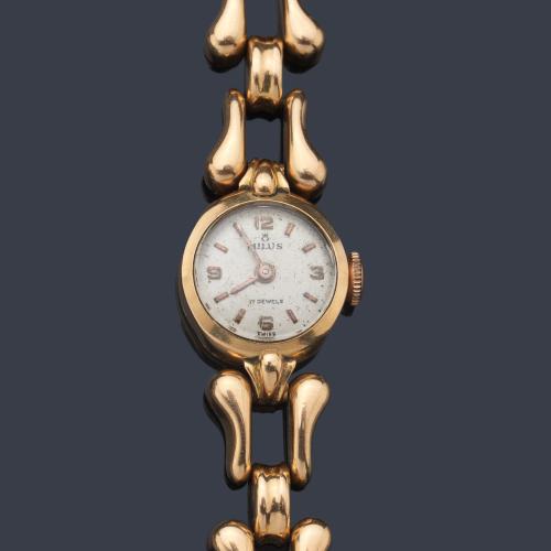  MILUS de señora con caja y brazalete en oro rosa de 18 K, años 40.