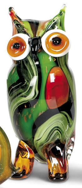  Buho de cristal de Murano en tonos verdes, rojo y caramelo.