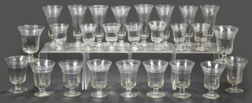  Juego de copas de cristal mallorquín soplado incoloras con aplicación de hilos transparentes.
