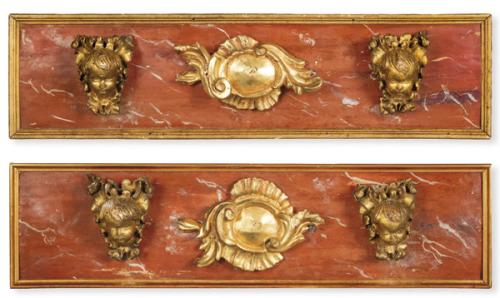  Pareja de frisos de madera marmorizada con aplicación de cartela rococo y cabezas de querubín, España S. XVIII