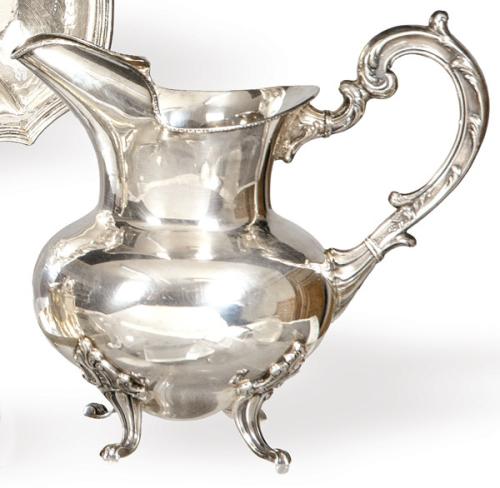  Jarra de plata peruana