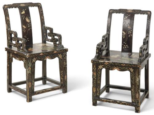  Pareja de sillas chinas de madera lacada primer tercio S. XX