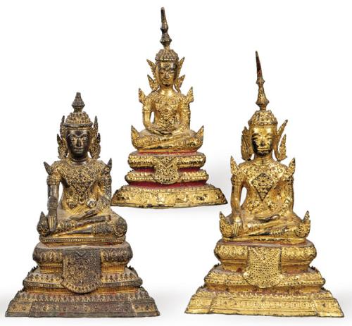  Tres Budas tailandeses de metal dorado S. XIX